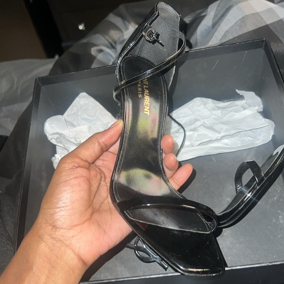 Lightly worn authentic ysl mug wall holders black - Picture 5 of 9